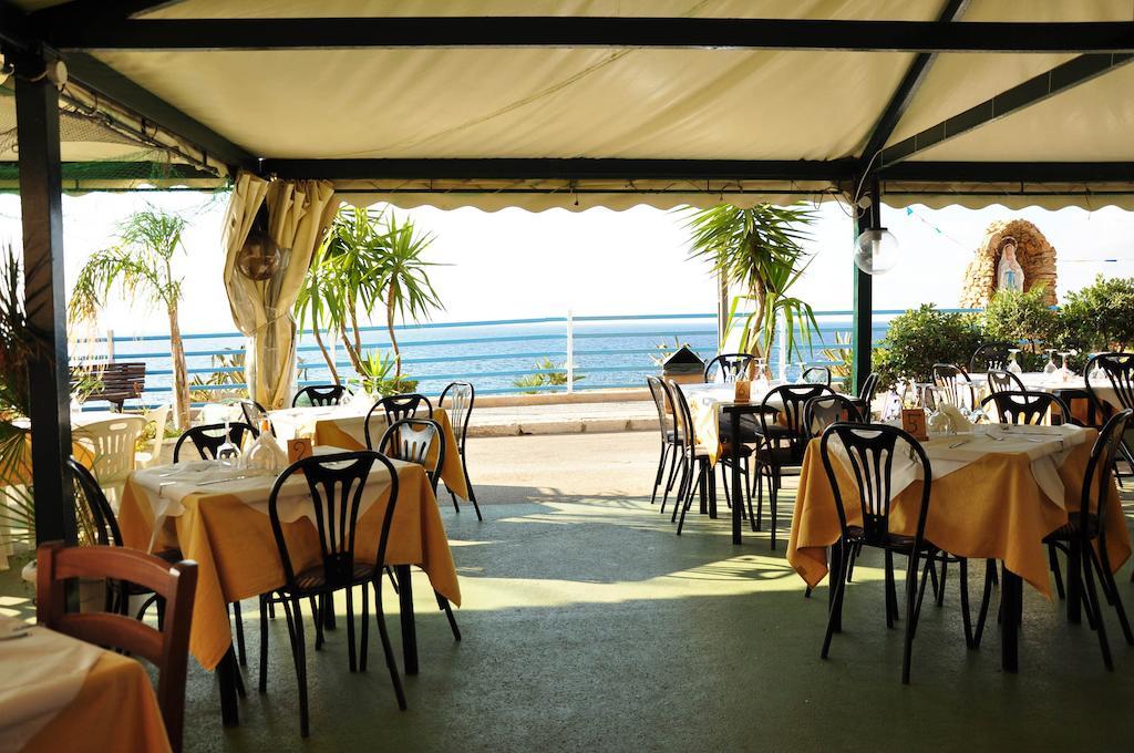 Le Bistro Trappeto Trappeto (Sicily) Eksteriør billede