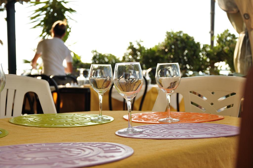 Le Bistro Trappeto Trappeto (Sicily) Eksteriør billede